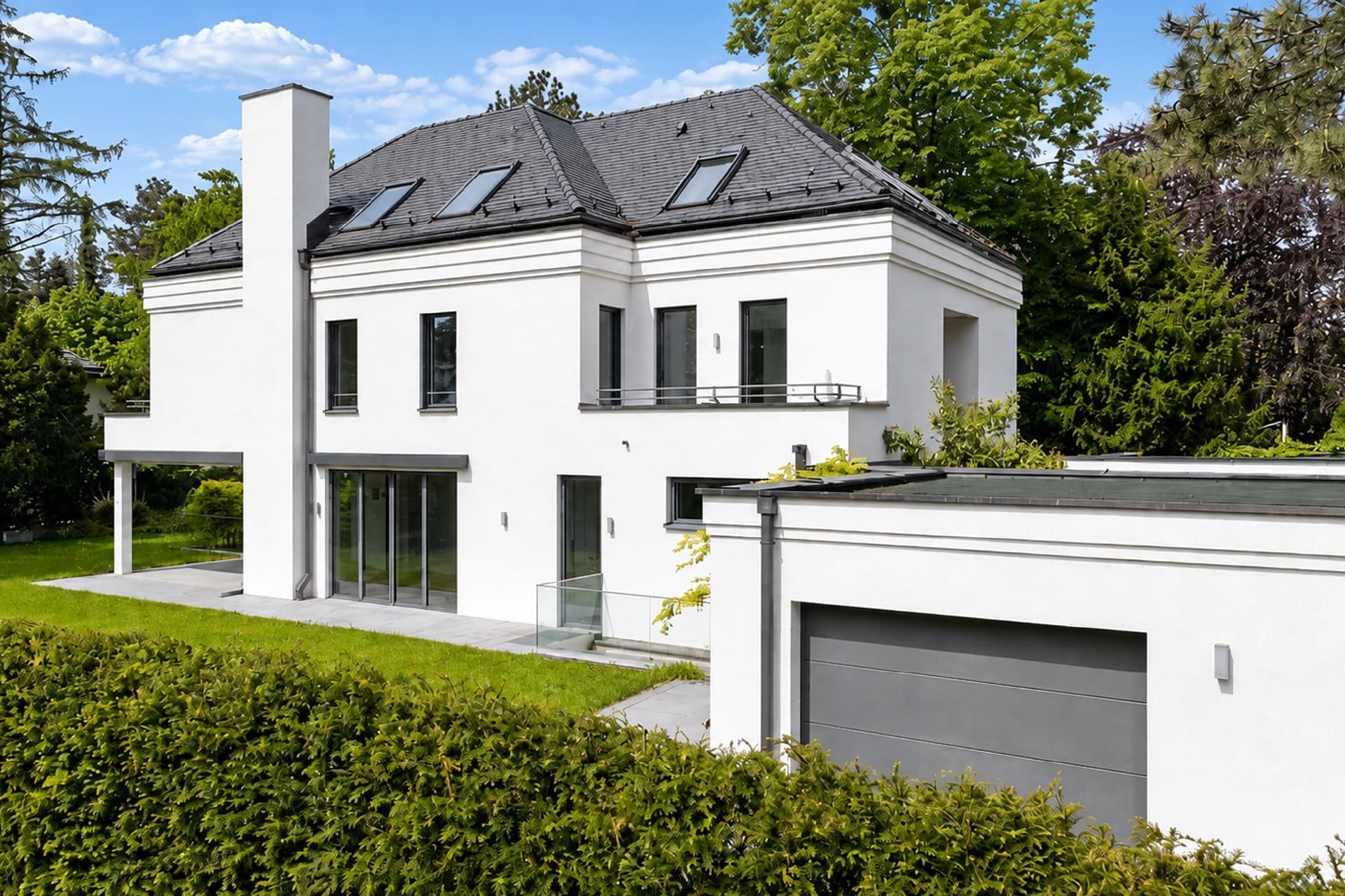 AIGNER - Exklusive Villa in Bestlage Pullach