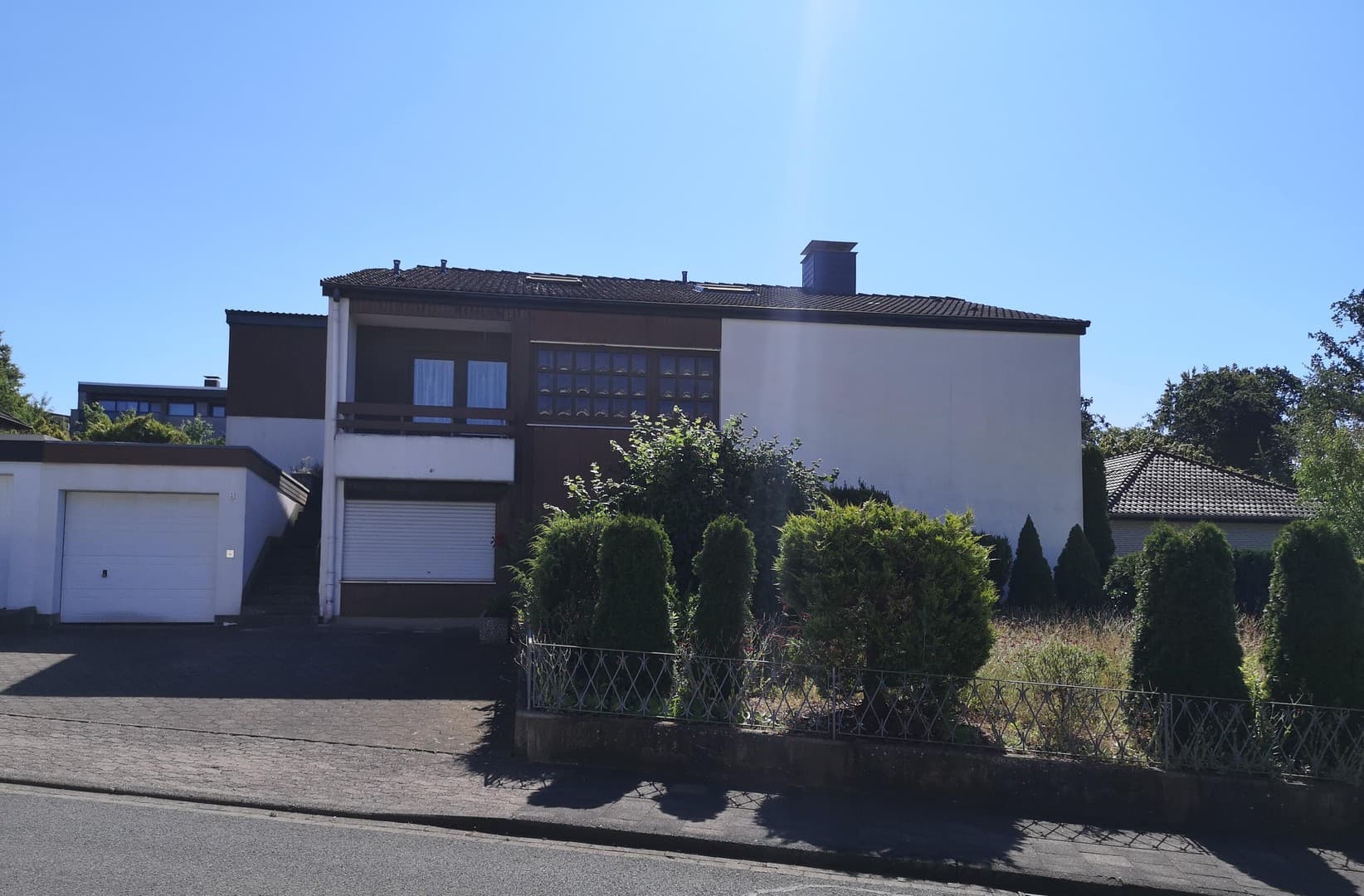 Einfamilienhaus mit Anliegerwohnung