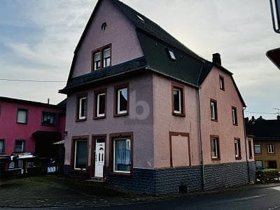 PREISATTRAKTIVES OBJEKT - IDEALE FÜR HEIMWERKER