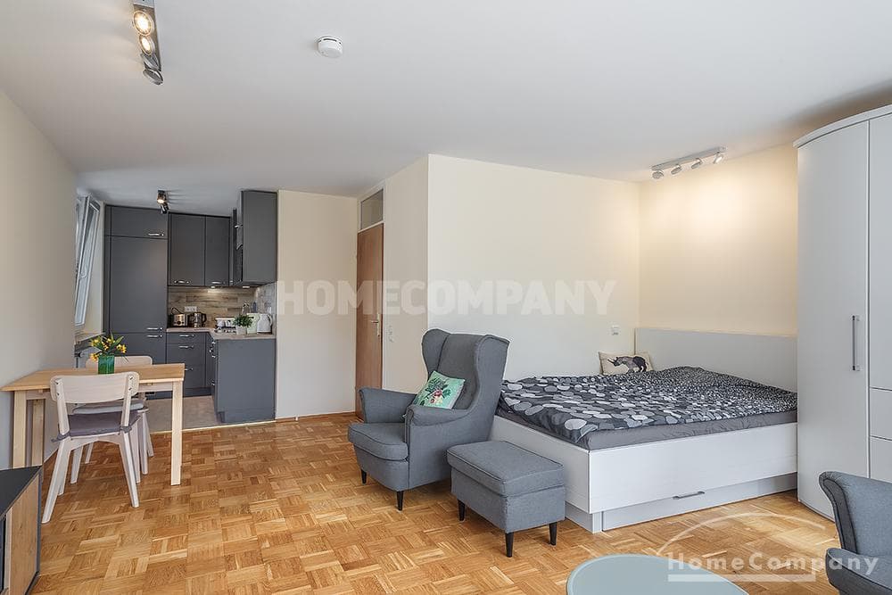 Moderne, großzügig geschnittene 1-Zimmer-Dachterrassen-Wohnung in München Pasing