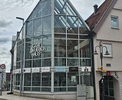 COOLE BAR IN TOP-LAGE
