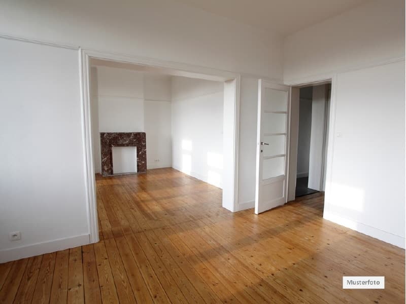 Etagenwohnung in 45329 Essen, Zweite Schockenhecke