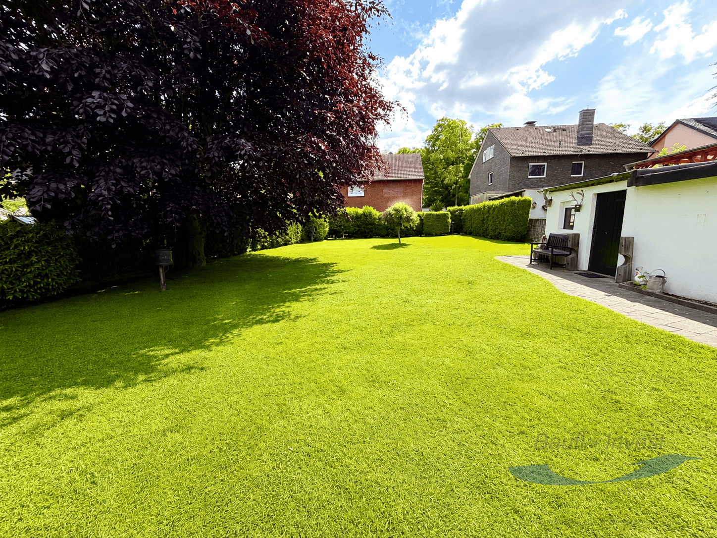 Freistehendes Einfamilienhaus mit traumhaftem Gartenidyll in Duisburg-Bergheim