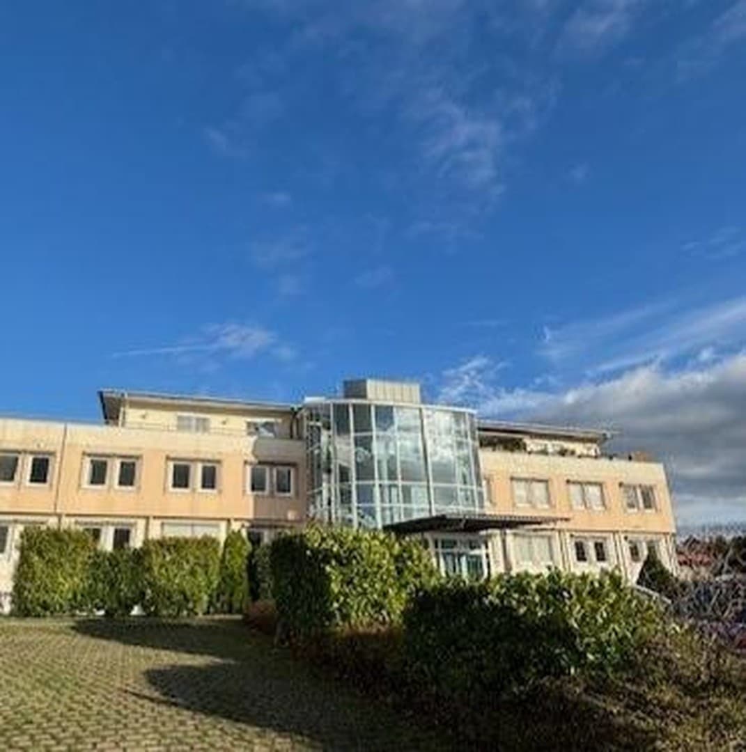 Büro-/Geschäftsräume zwischen 18 und 450m² ab 9€/m², barrierefrei klimatisiert