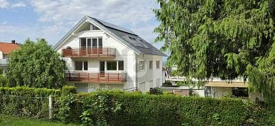 EXKLUSIV: RUHIGE LAGE, HELL, MODERNISIERT MIT AUSBLICK