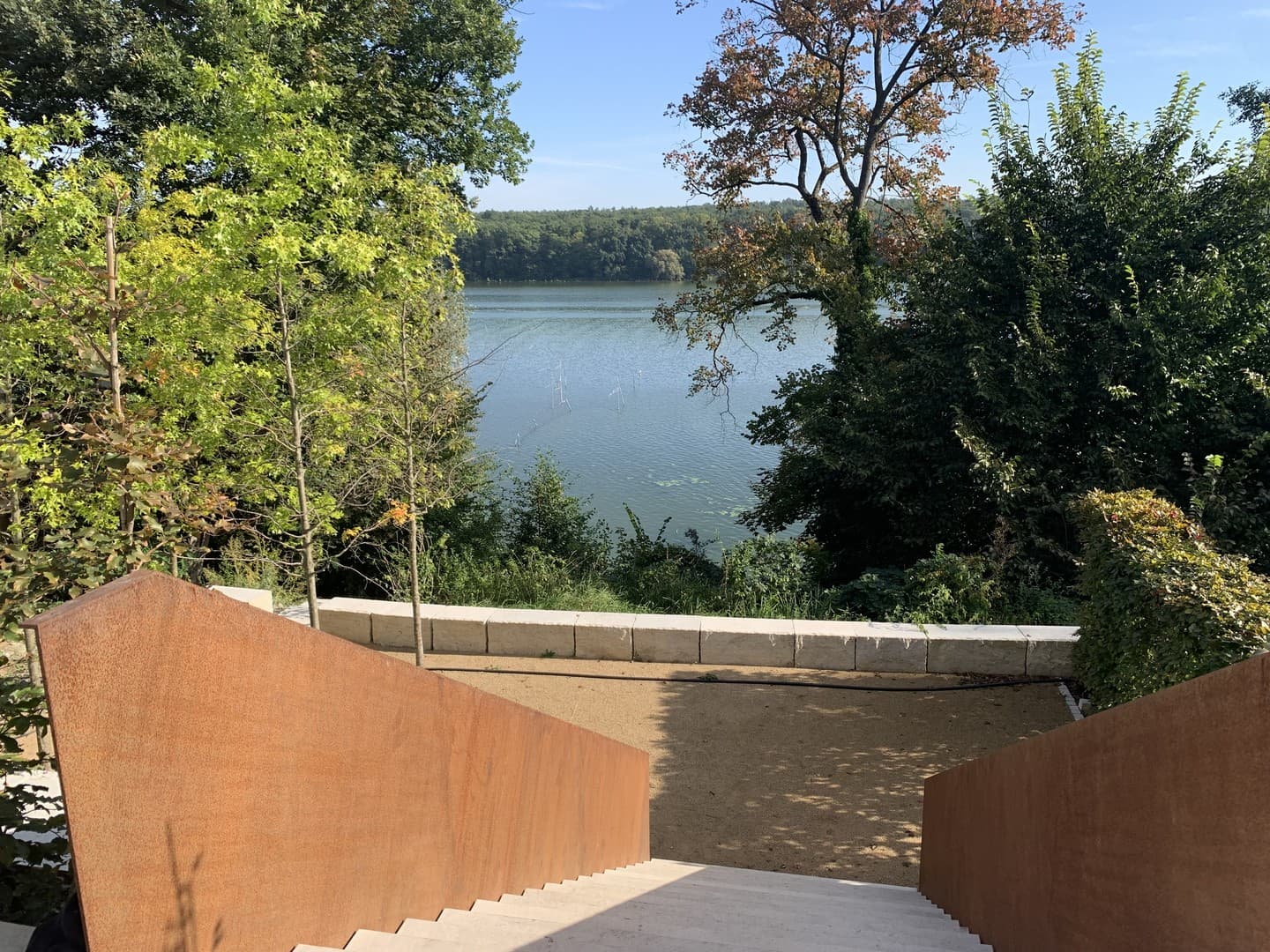2-Zimmer, Jugendstilhaus, Erdgeschoss, große überdachte Terrasse