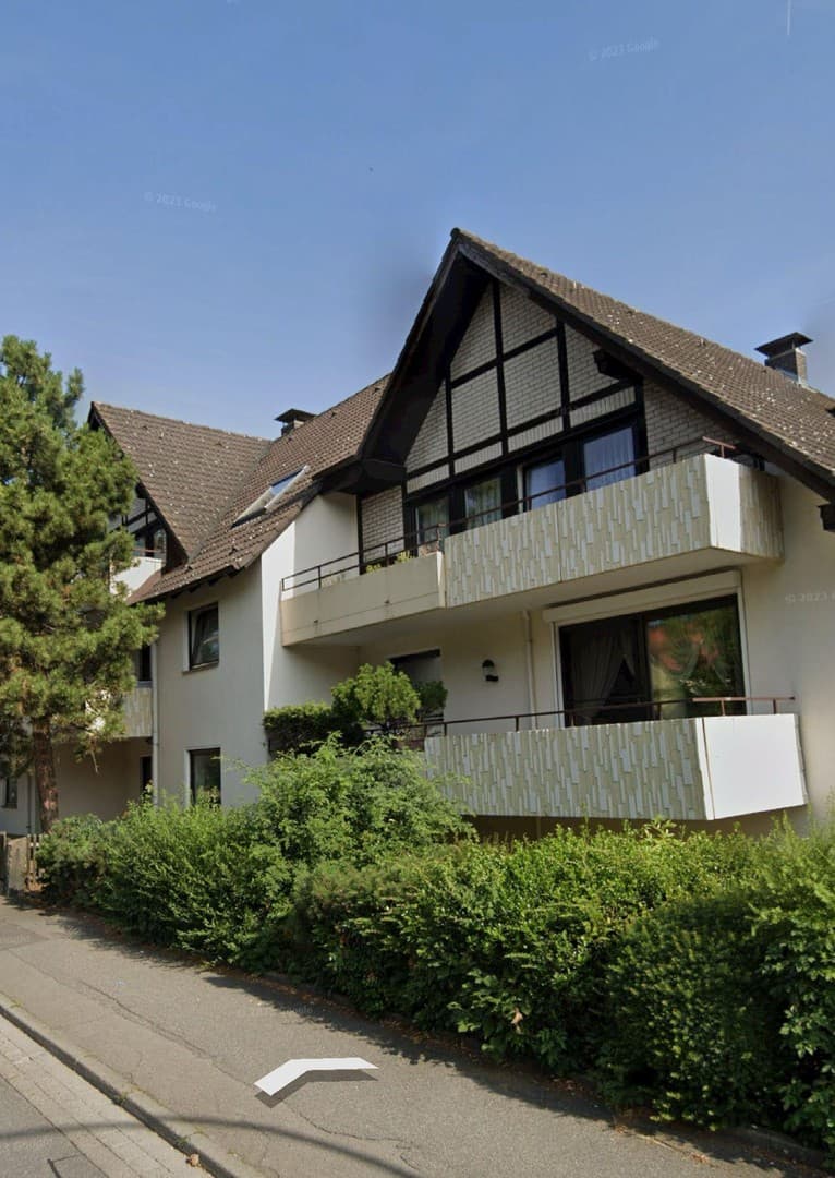Schöne 2-Zimmer-55 qm Wohnung mit Balkon