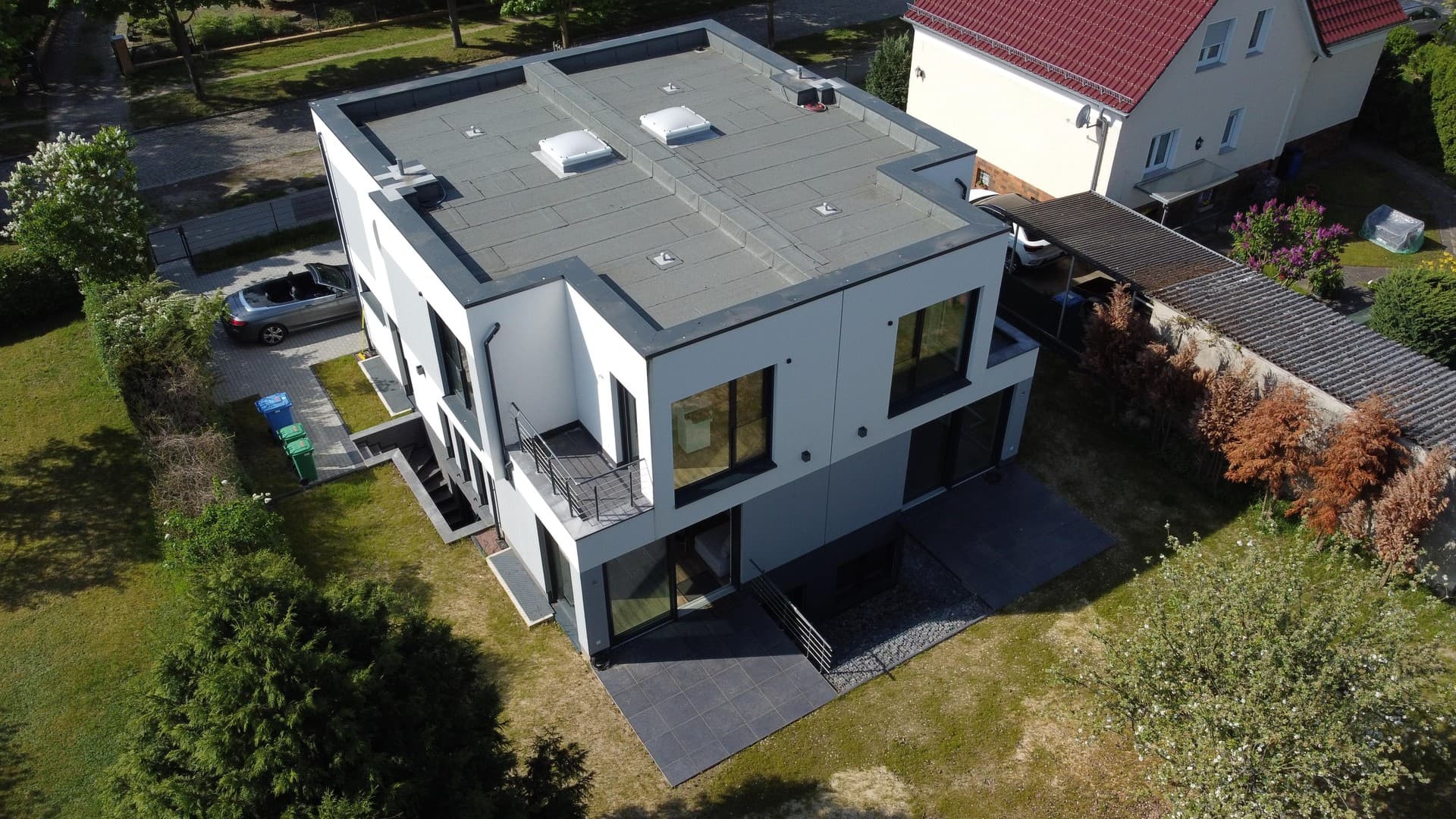 Modernes 6-Zimmer-Haus mit separater Einliegerwohnung, Garten & A+