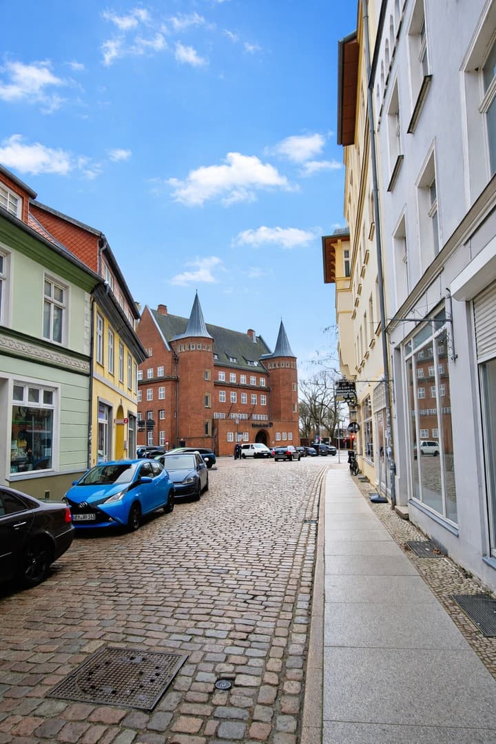 Charmante 3 Zimmer Wohnung im Herzen der Stralsunder Altstadt zu vermieten