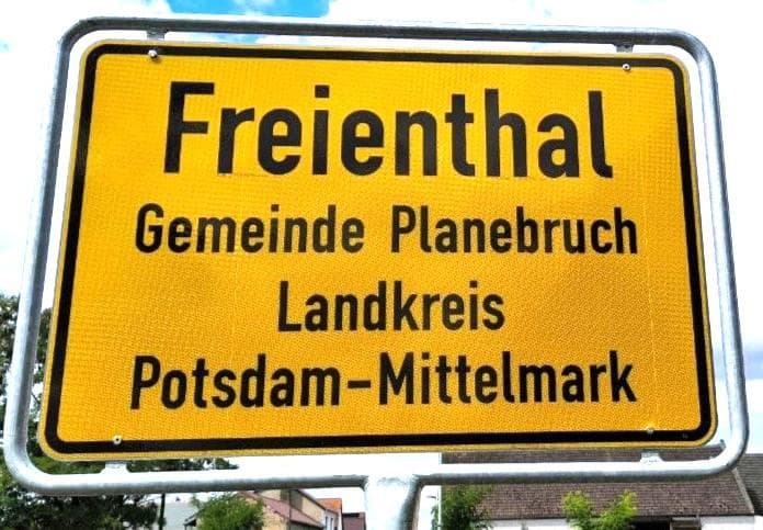 Vierseitenhof Freienthal mit großem Wohnhaus, Scheune, Stallungen. Für Menschen mit Visionen
