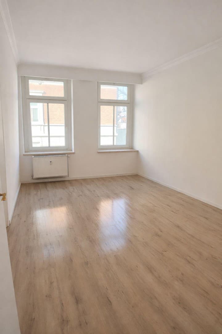 Neu renovierte 2-Zimmerwohnung mit Balkon zu vermieten
