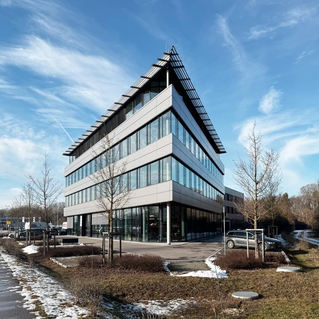 Moderne Büro- und Praxisflächen nähe Audi-Sportpark (Erstbezug)