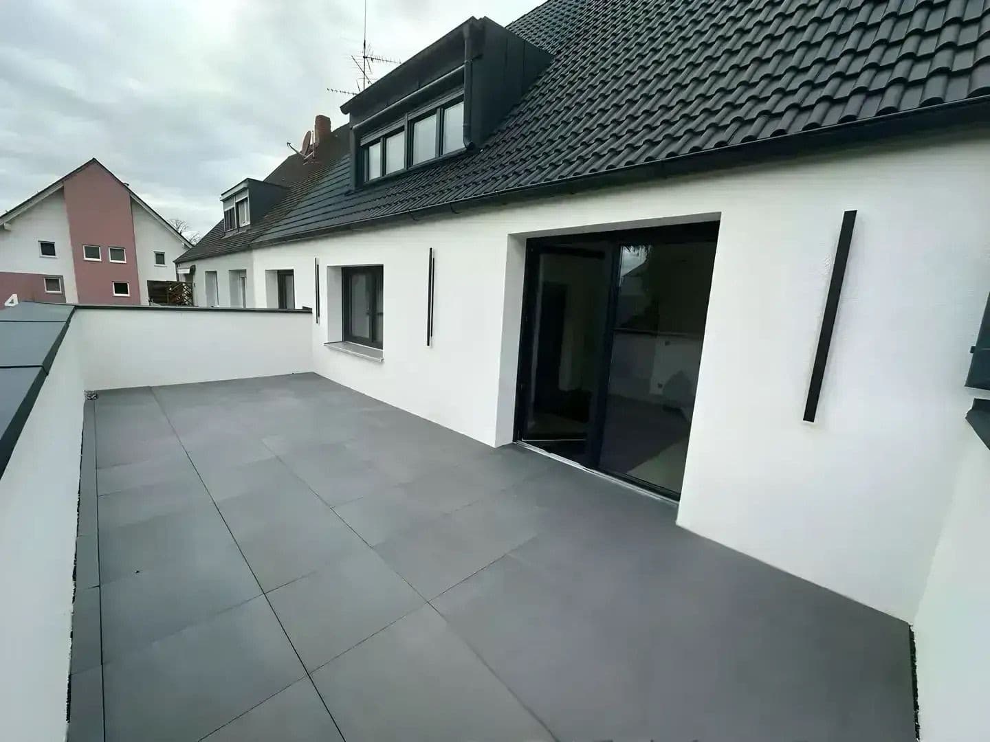 Traumhafte 3–4-Zimmer-Wohnung mit großer Terrasse in Nürnberg-Reichelsdorf