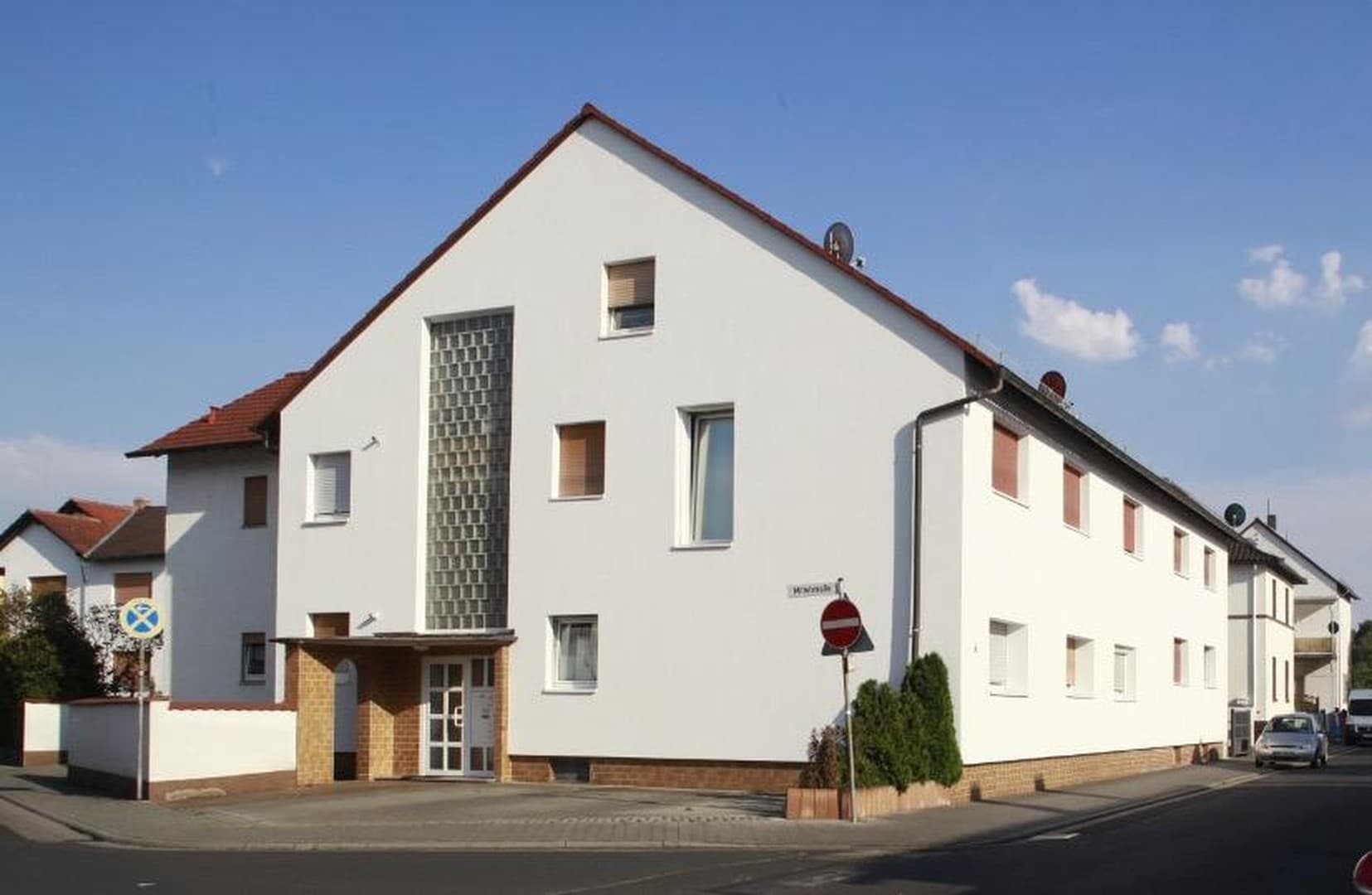 Helle 3-Zimmer-Dachwohnung in zentraler Lage von Rodenbach