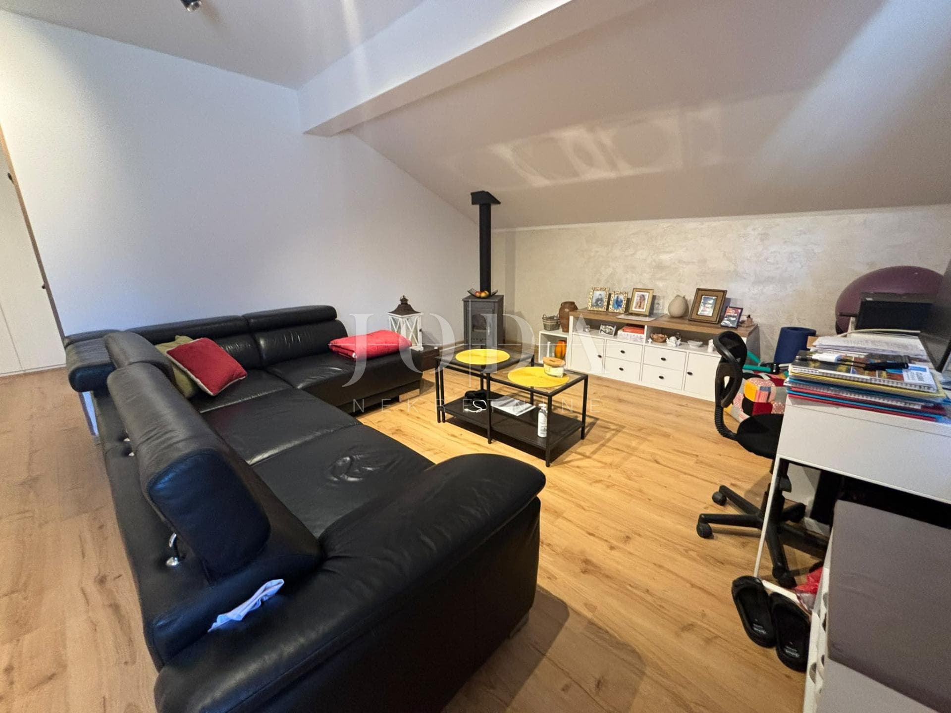 Klana, Etage des Hauses