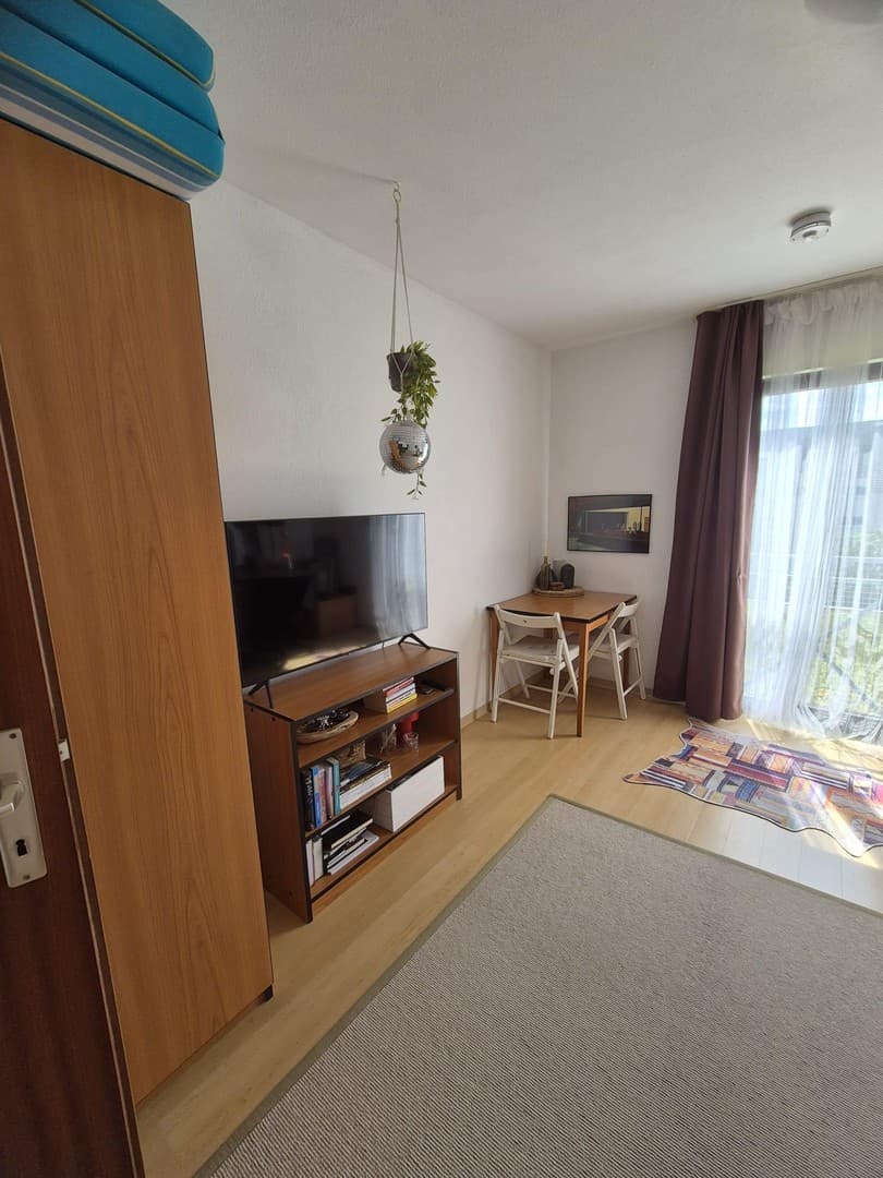 Möbliertes Apartment mit Aufzug, direkt in Hochschulnähe, sofort frei
