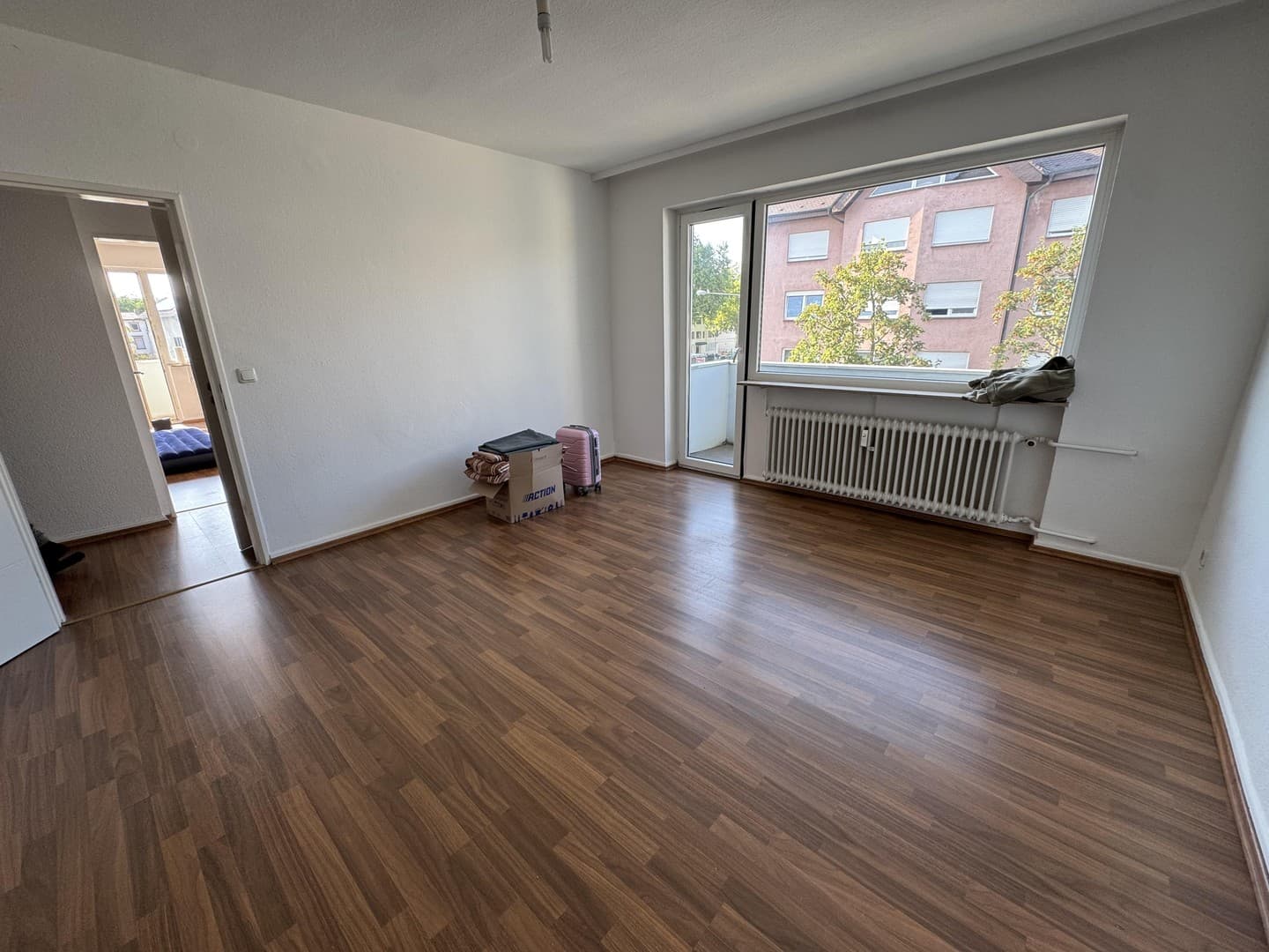 Lichtdurchflutete 2-Zimmer-Wohnung mit zwei Balkonen