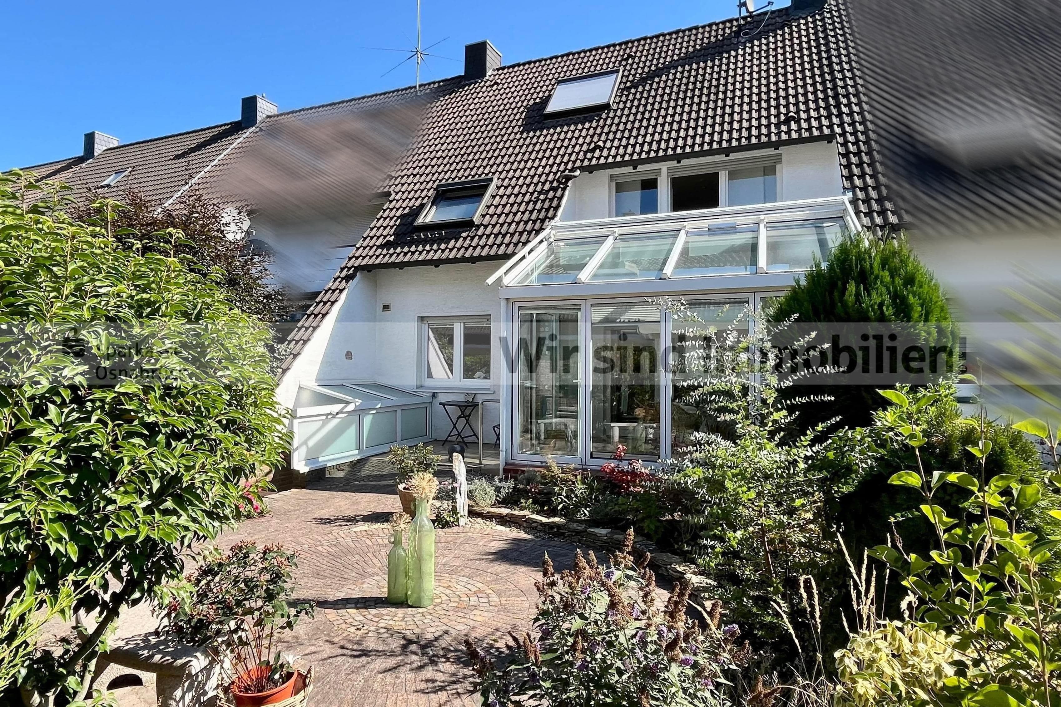 Vollkeller, Garage, Wintergarten, Balkon