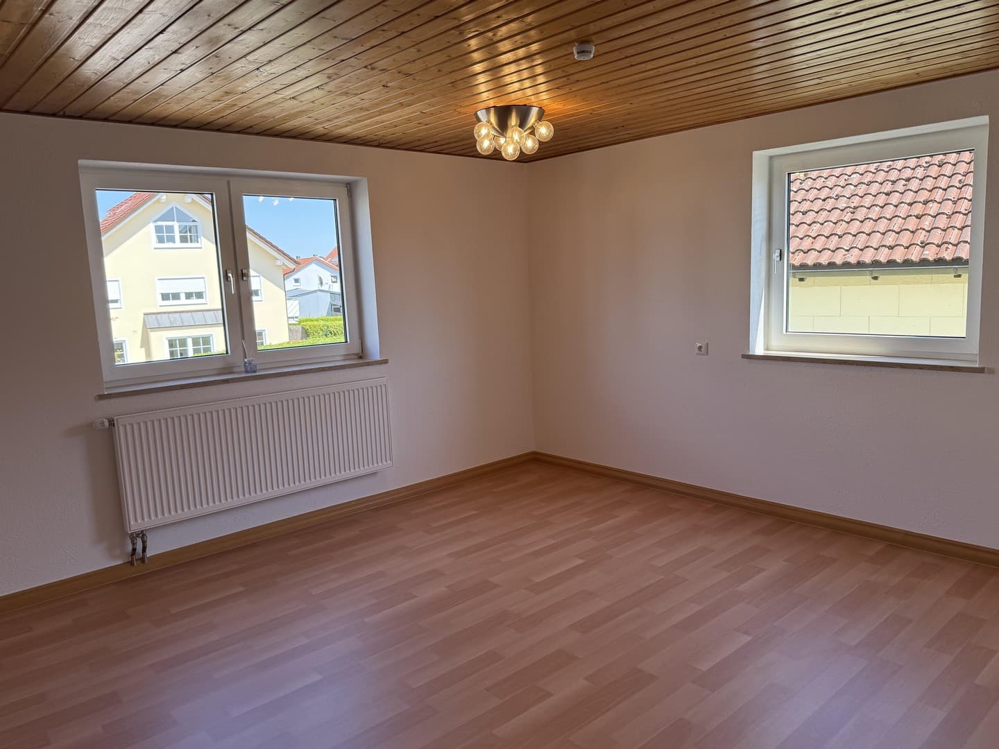 Attenkirchen 2 Zi Whg 63qm frisch renoviert mit Garten und SP