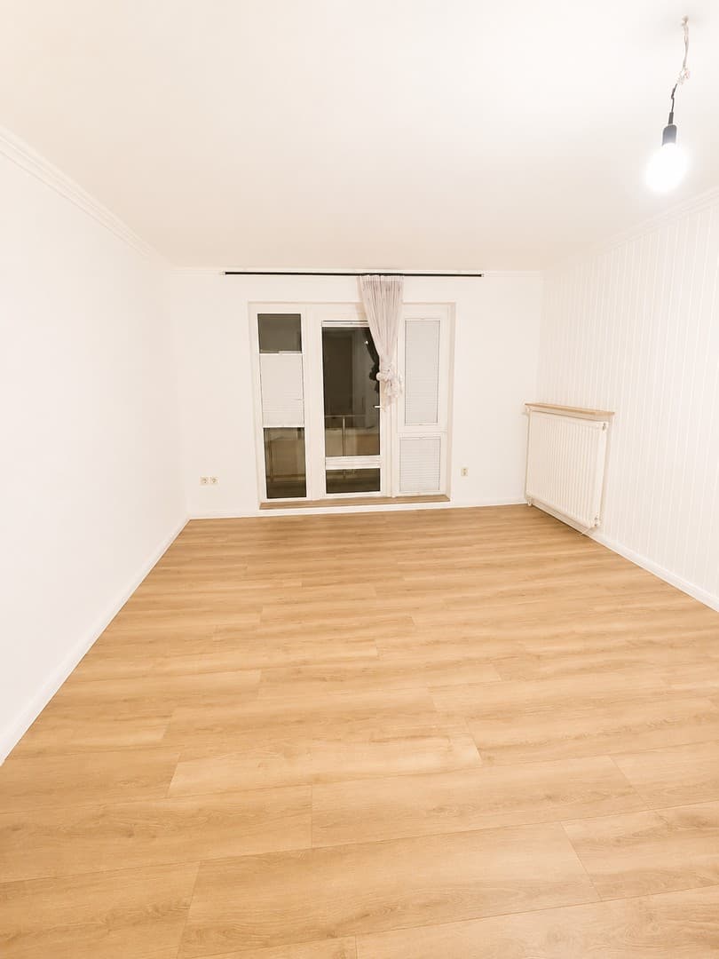 Renovierte Helle 3-Zimmer-Wohnung in ruhiger Lage – Huchting - WG Geeignet - Familienfreundlich