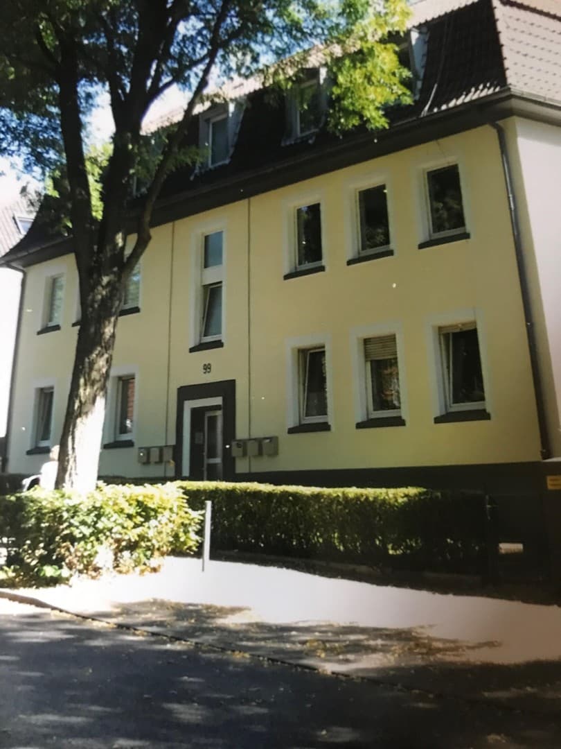 Schöne, helle 2-3 Zimmer-Wohnung in Essen-Huttrop