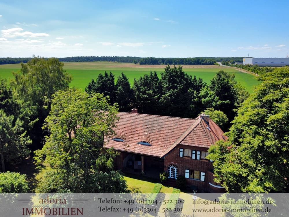 * EINE WAHRE PERLE IM BERLINER UMLAND * WOHNHAUS * VIELE NEBENFLÄCHEN * DENKMALSCHUTZ * SANIERUNG *
