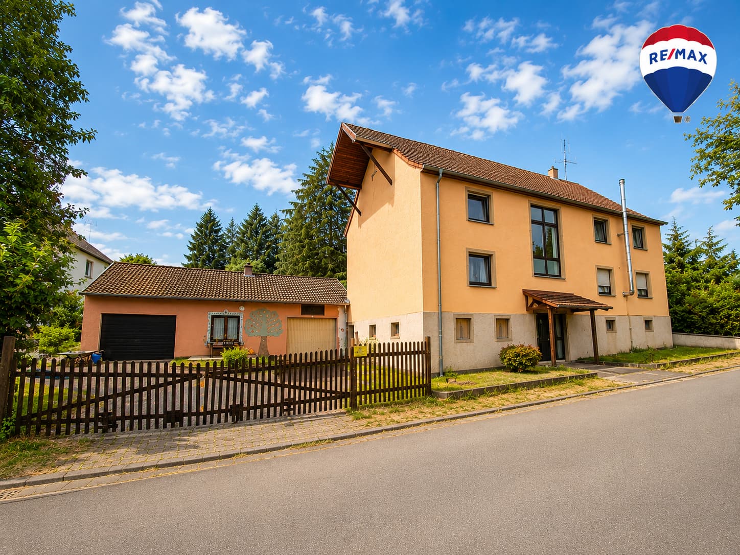 Haus mit viel Garten in Niederlinxweiler