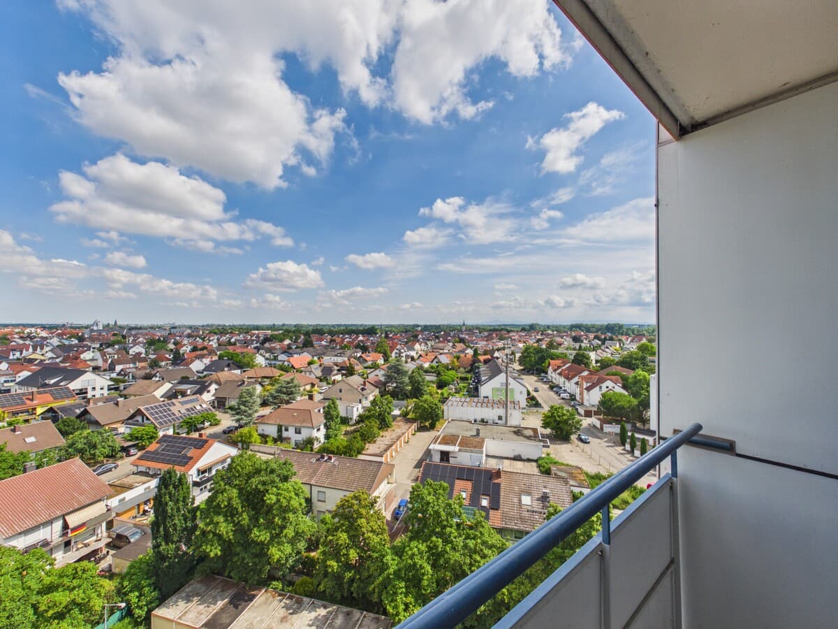 Gut leben mit Weitblick - 3 Zimmer Küche Bad - barrierearm