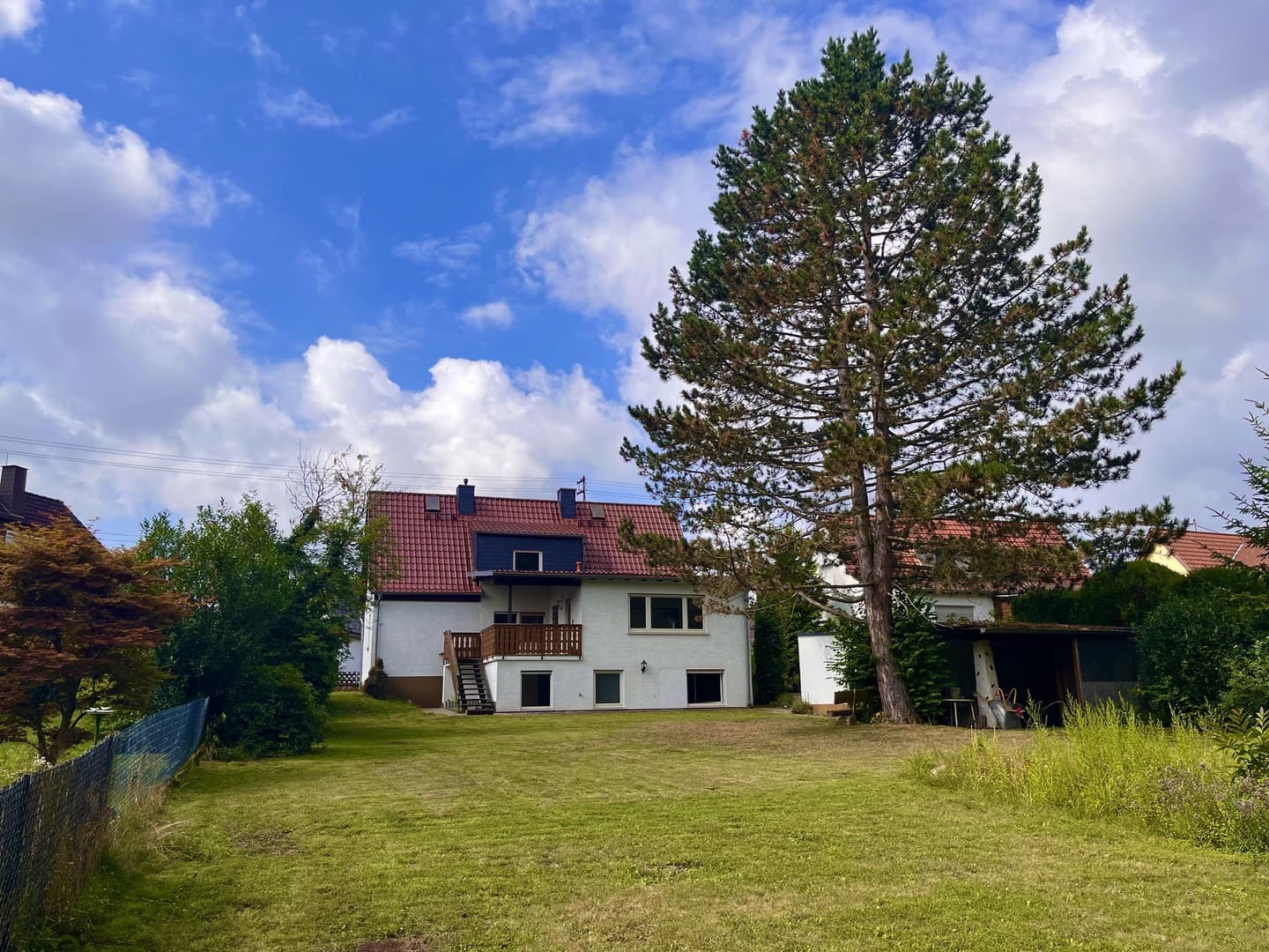 Freistehendes Haus mit 1.300m² einzigartigem Grundstück in bester Lage in Dreieich-Götzenhain