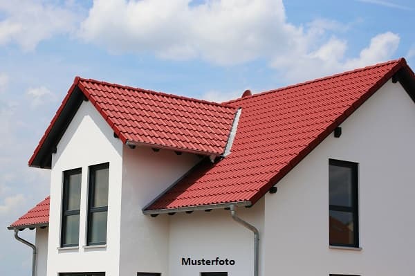 3-Zimmer-Wohnung mit Balkon und Pkw-Stellplatz - provisionsfrei