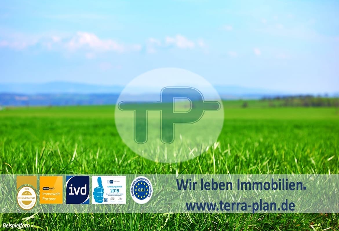 PREISREDUZIERUNG! EXKLUSIVES BAUGRUNDSTÜCK
BEBAUBAR MIT EINEM HAUS
