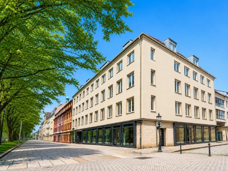 Barrierefreie Bürofläche nahe der Dreikönigskirche!