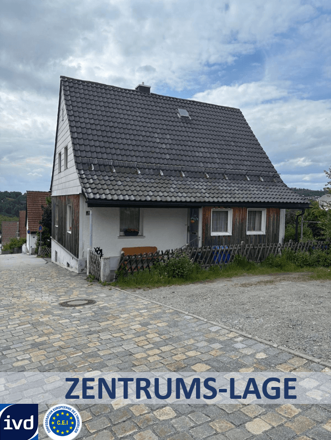 PREISREDUZIERUNG! GELEGENHEIT
EINFAMILIENHAUS IM ZENTRUM VON FREYUNG