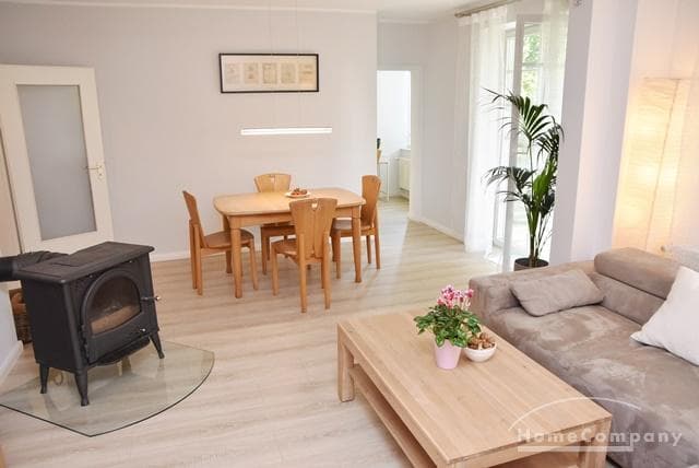 ***List-Oststadt, Wunderschöne, möblierte Wohnung für 1-3 Personen mit Kamin und Internet