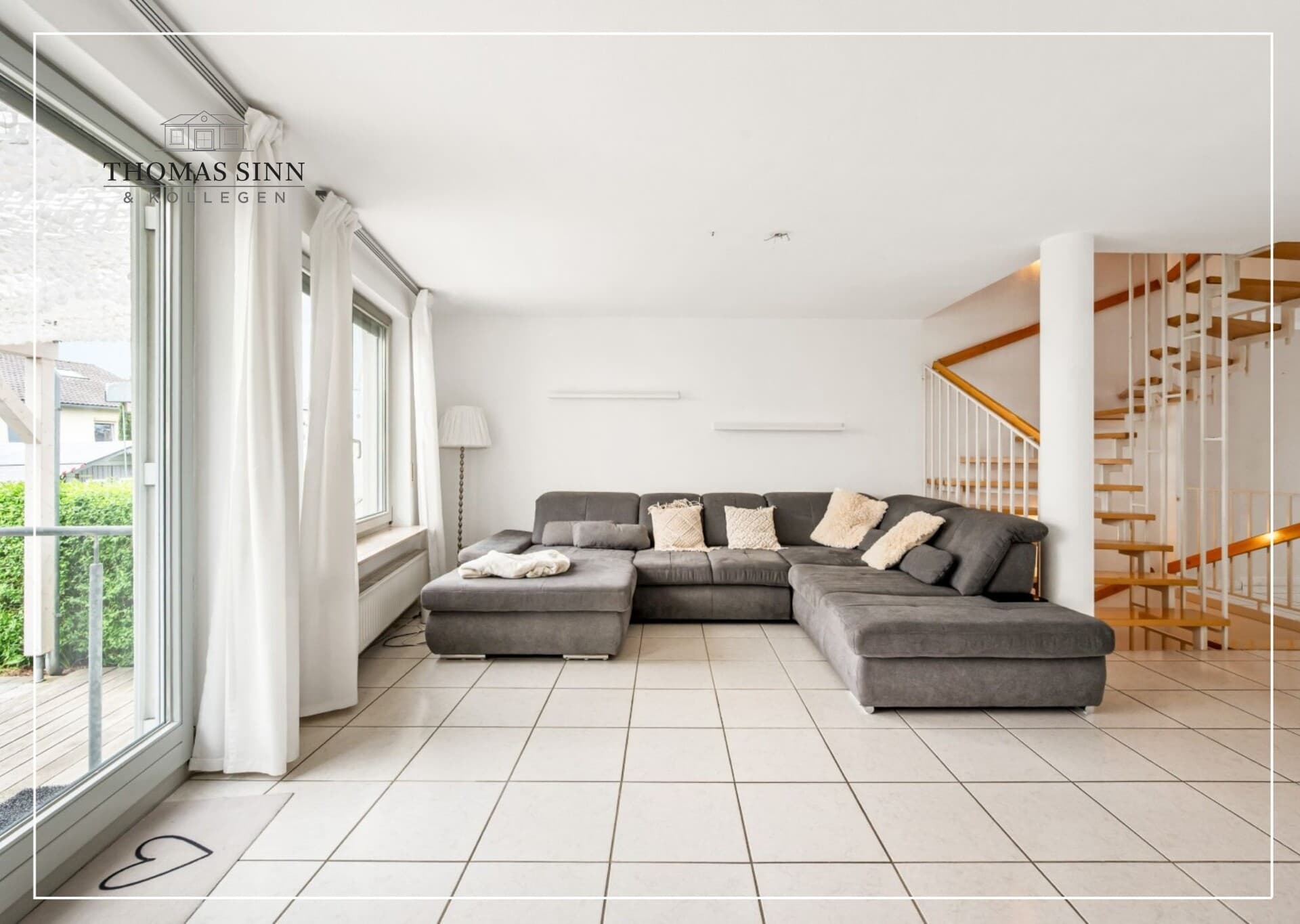 Teilw. modernisiertes gepflegtes RMH mit Garten, Garage und Badsanierung inklusive ! - sofort frei !