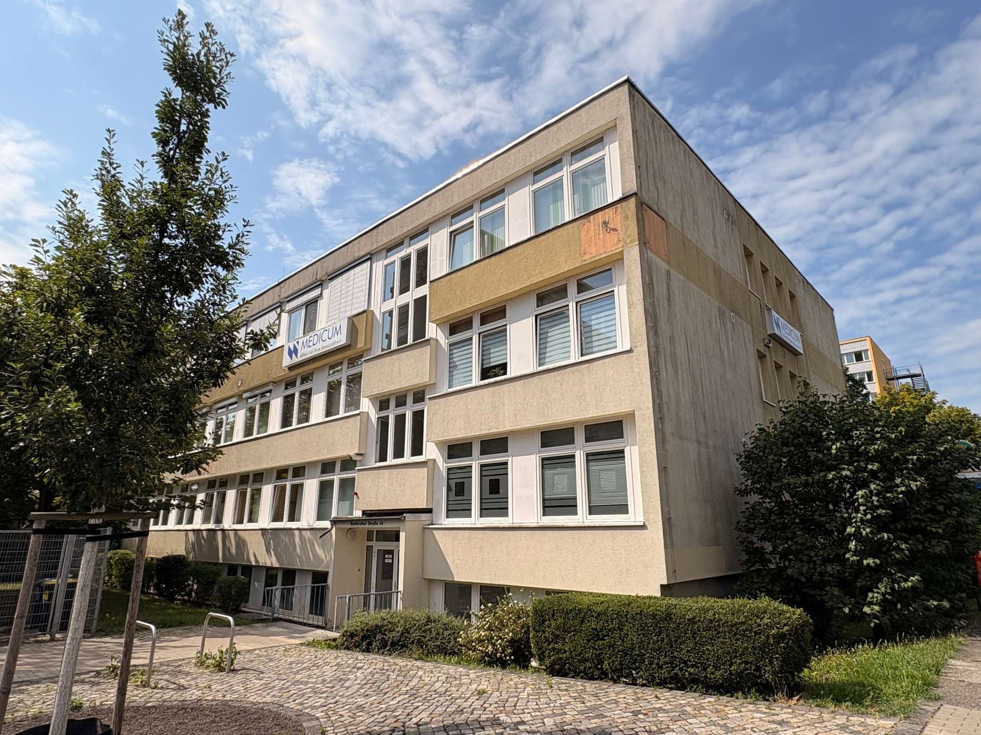 Wir sanieren für Sie: 146m² Souterrainfläche im Ärztehaus!