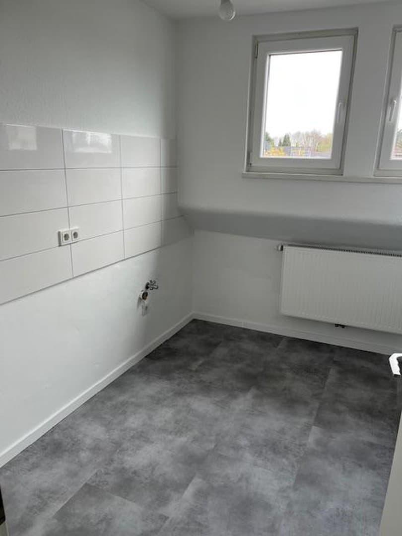 Frisch renovierte schöne 2-Zimmer-Wohnung in attraktiver Lage