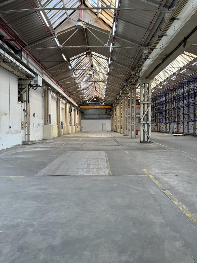 ca.1260 m2 Ebenerdige Lagerhalle Provisionsfrei zu Vermieten!