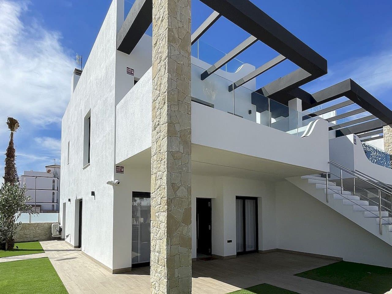 Neubau-Villen in einer wunderschöner, natürlichen Umgebung, Blick auf die Salinen von Torrevieja