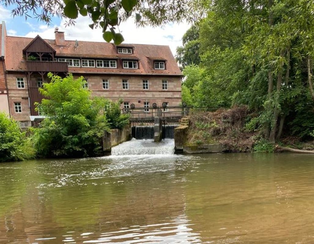 250 m² - Liebhaber Objekt - direkt am Wasser
