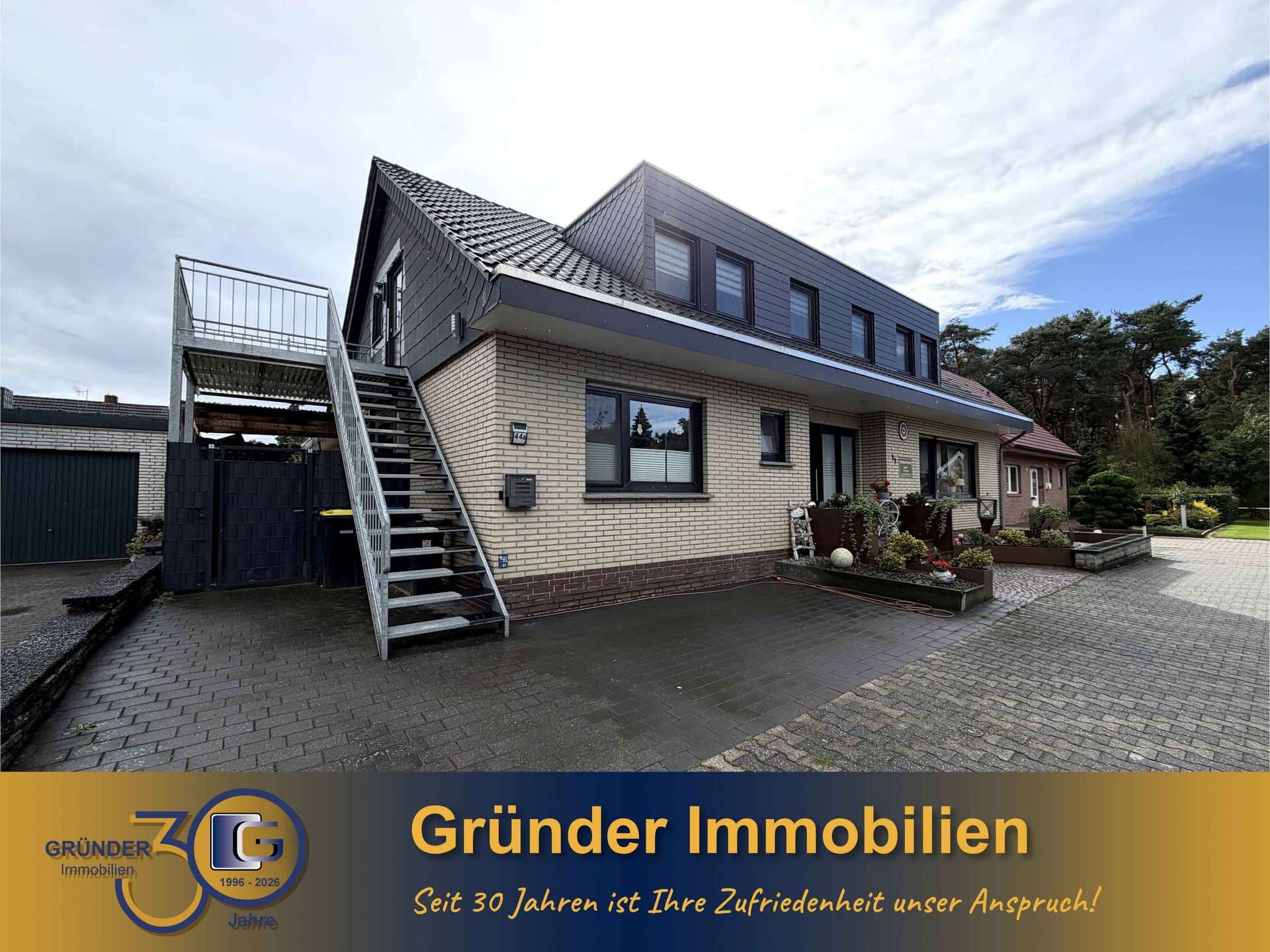 Moderne Dachgeschosswohnung in Walchum