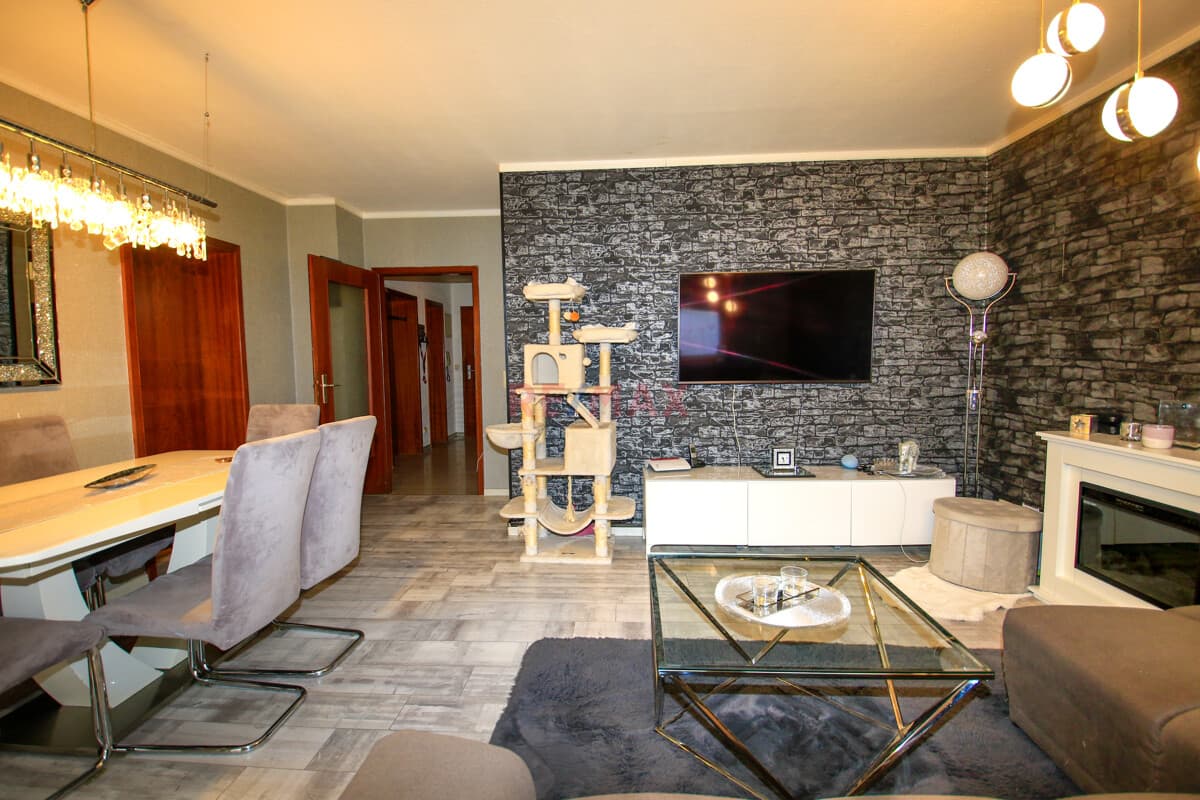 Ein Zuhause zum Wohlfühlen – helle 4-Zimmer-Wohnung mit Balkon & eigenem Stellplatz