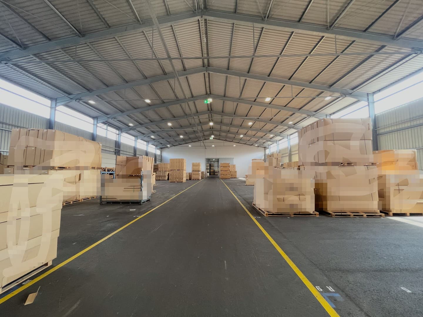Kalthalle 4.760 m² im Gewerbepark Hunderdorf – teilbar ab 1.505 m² - Halle 24 - zur Miete