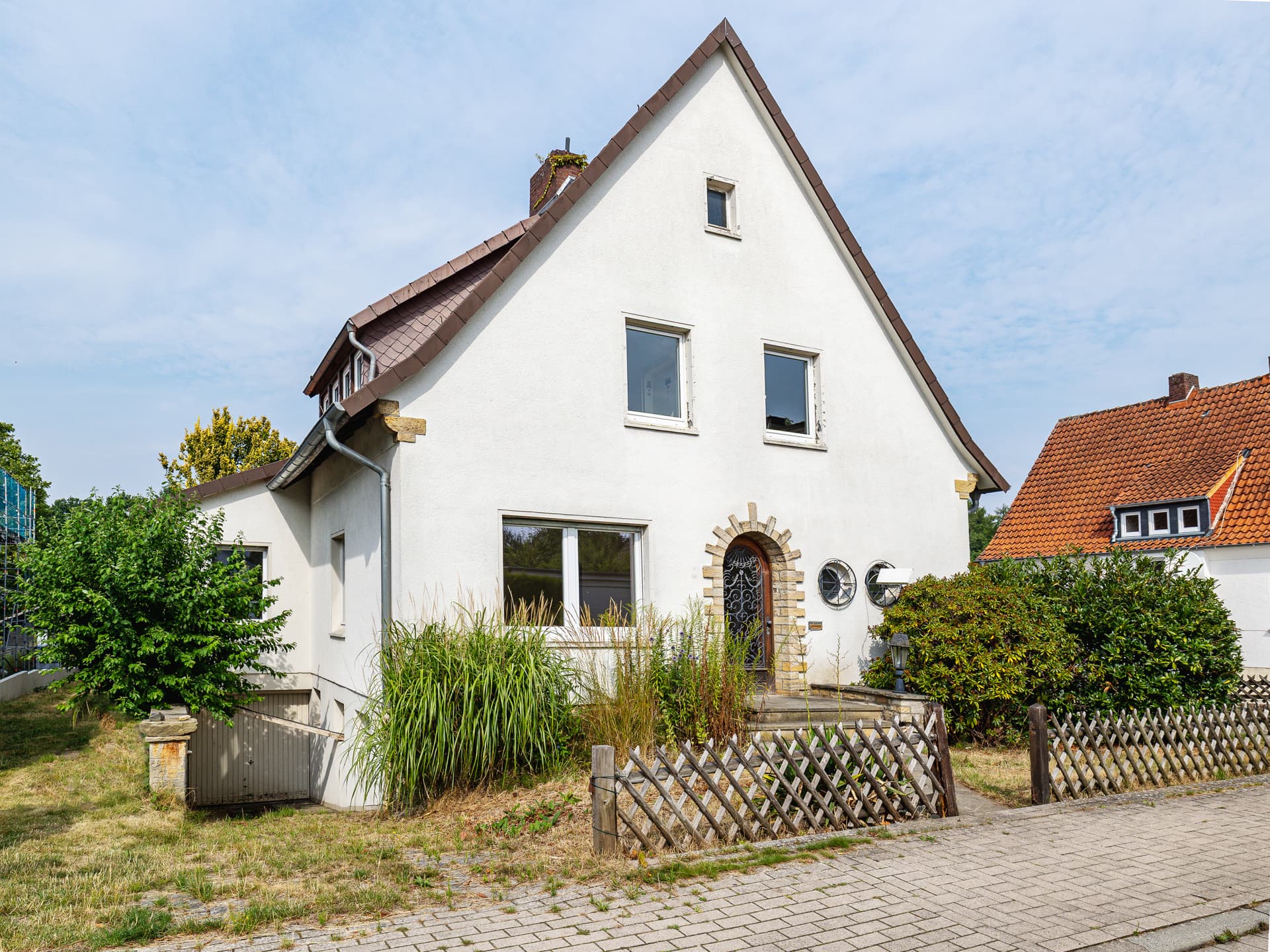 Geräumiges Einfamilienhaus mit großem Grundstück und Entwicklungspotenzial in Osnabrück-Gretesch