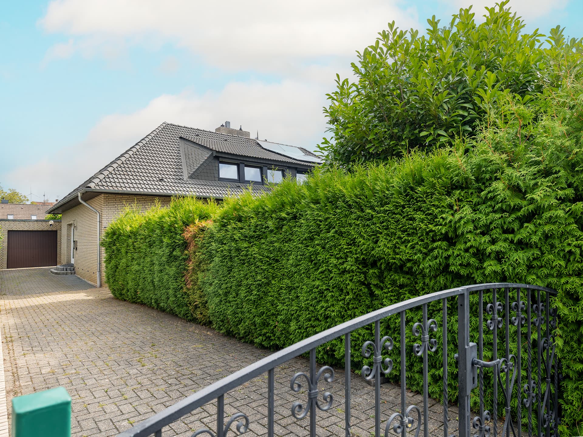 Charmante Doppelhaushälfte in Osnabrück-Eversburg: Sackgassenlage, Kamin und Garage