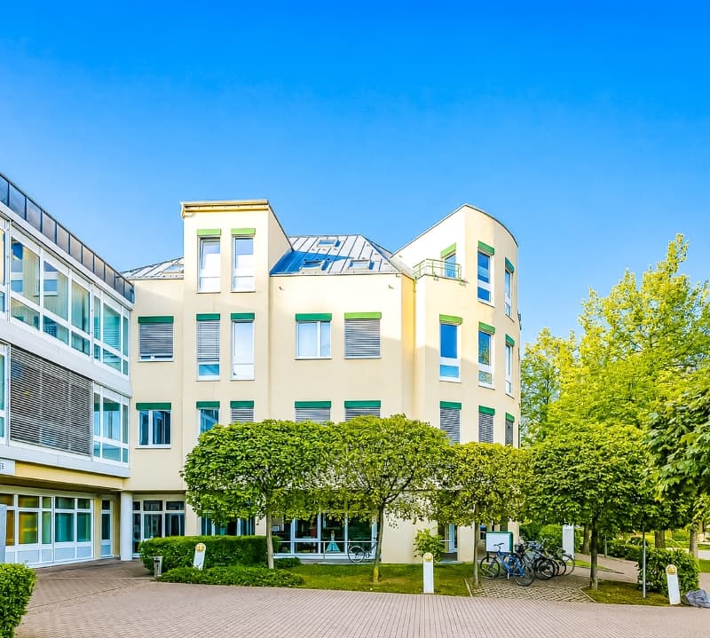 Lichtdurchflutete Bürofläche mit moderner Ausstattung!