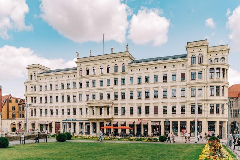 Büro im Palais Victoria!