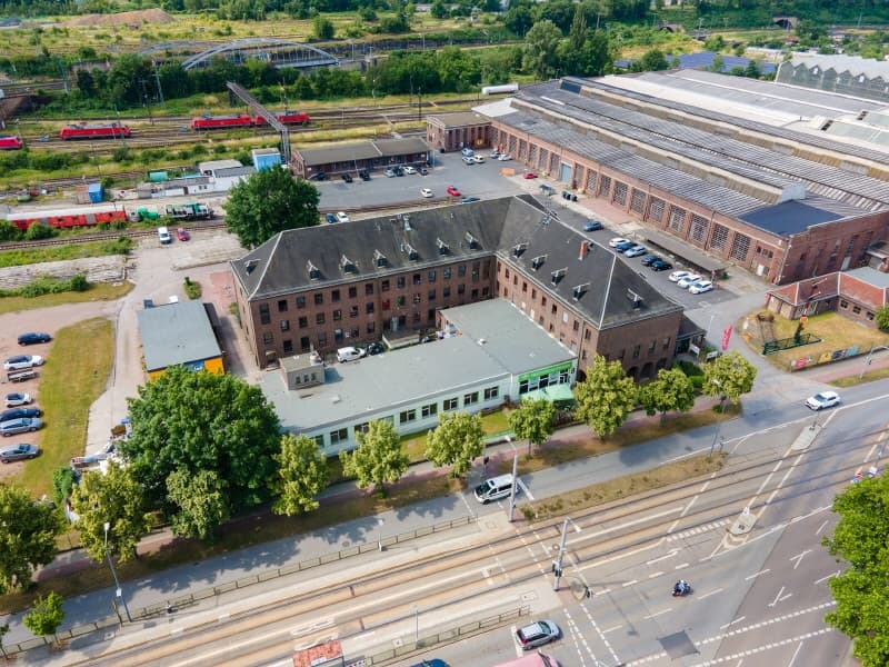 Bürofläche mit optionaler Lagerfläche und Rolltor!