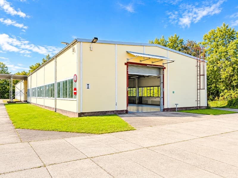 Flexible Hallen- und Büroflächen in Niedersedlitz!