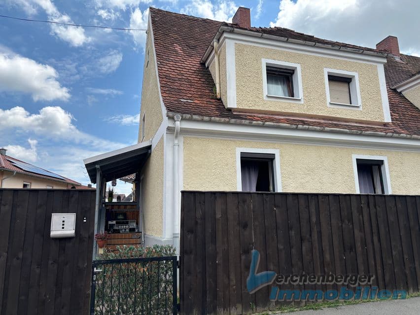 Doppelhaushälfte in Siedlungslage von Plattling